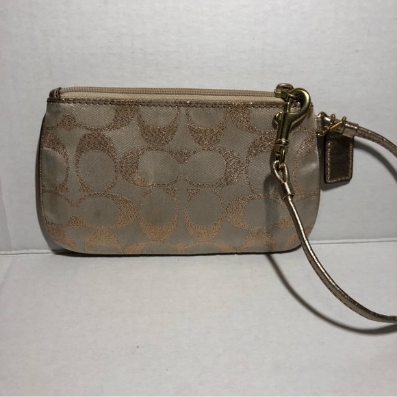 Coach wristlet - Picture 4 of 9